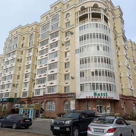 Уютная Квартира Комфорт Класса108 Astana Exterior foto